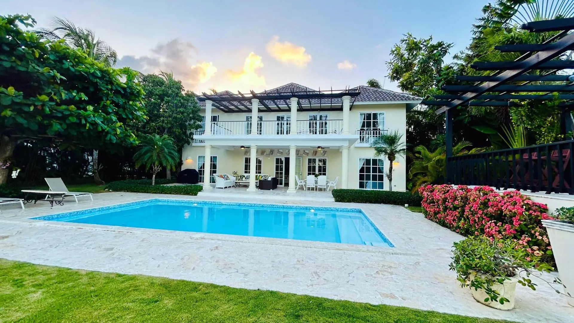 Luxury Villa In Punta Cana Resort, Beach & Golf Dominican Republic